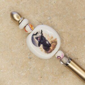 Beaded stylus ( witch cat gold color stylus)